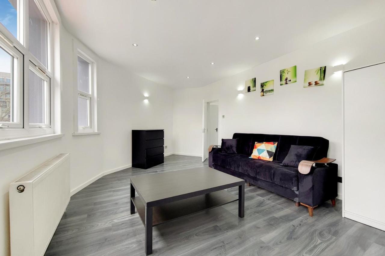 لندن Lovely 4 Bed Apartment Perfect For Families! المظهر الخارجي الصورة